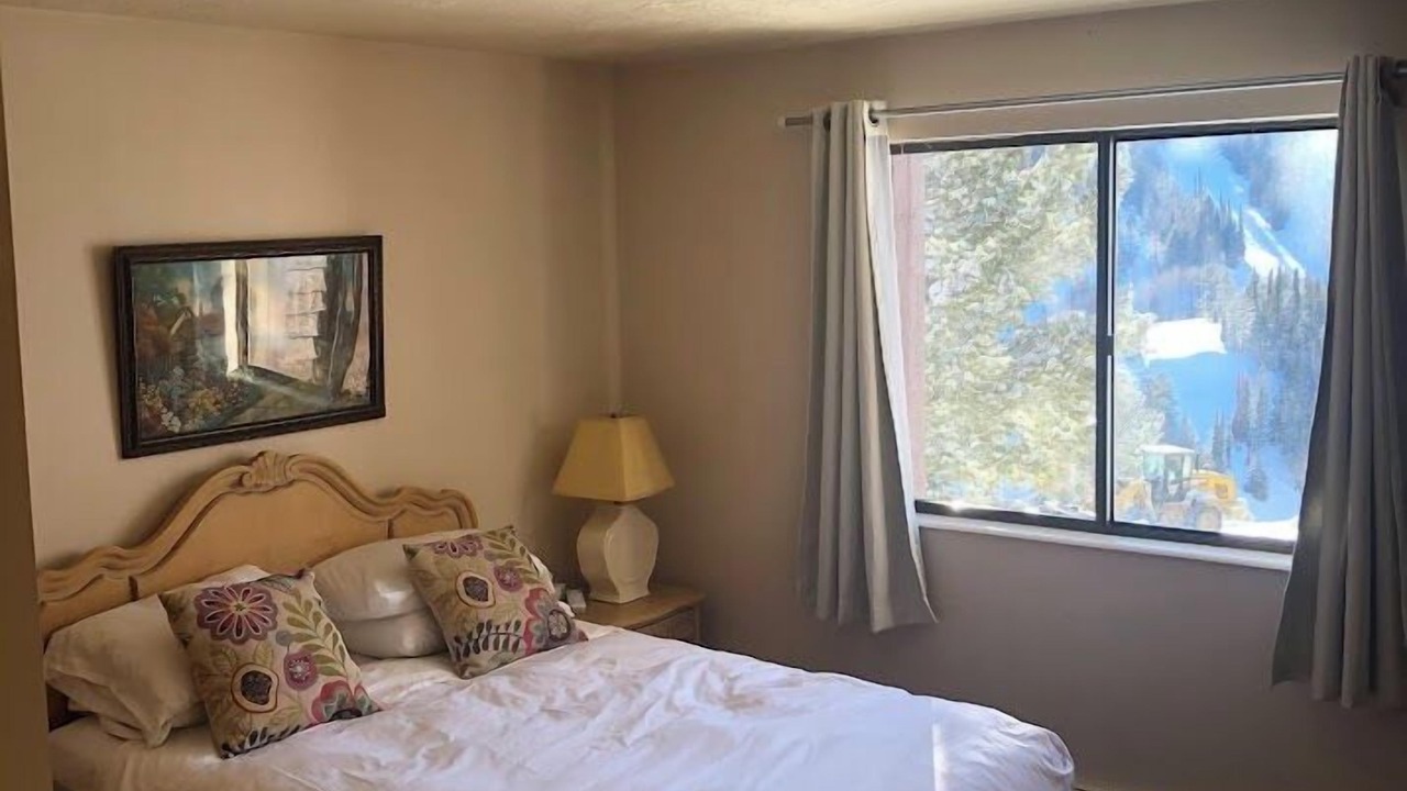 Photo of Bedroom in Powder Mountain