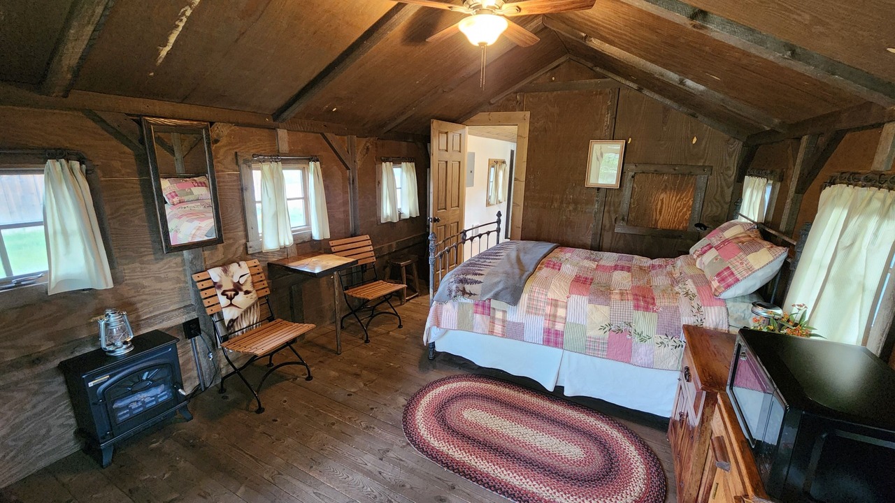 Photo of Bedroom in Alder
