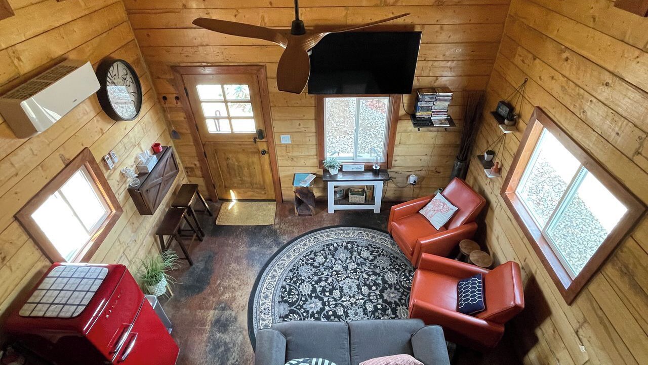 Photo of Livingroom in Bancroft