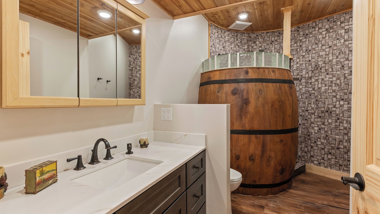 Photo of Bathroom in Coolin