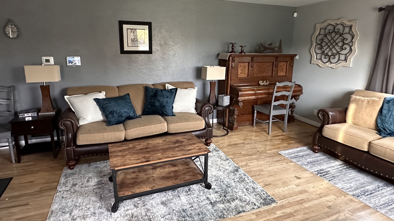 Photo of Livingroom in Billings