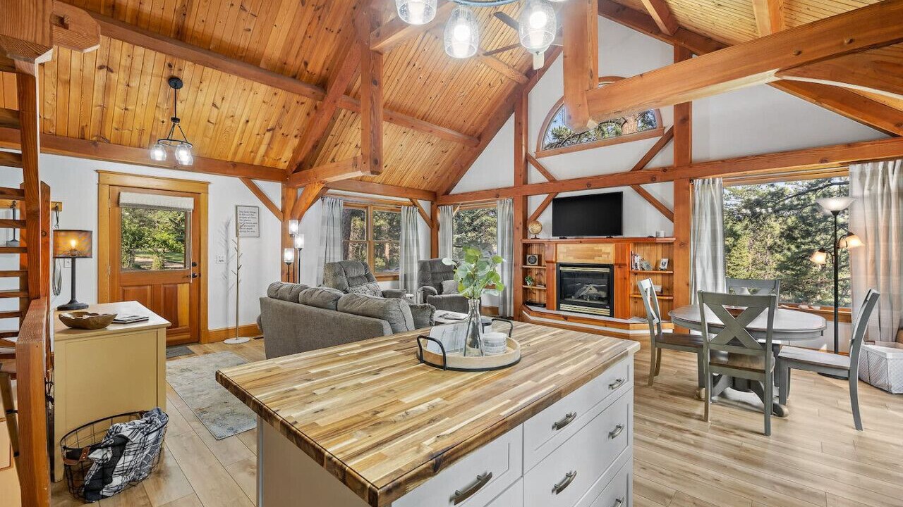 Photo of Bedroom in Rimrock
