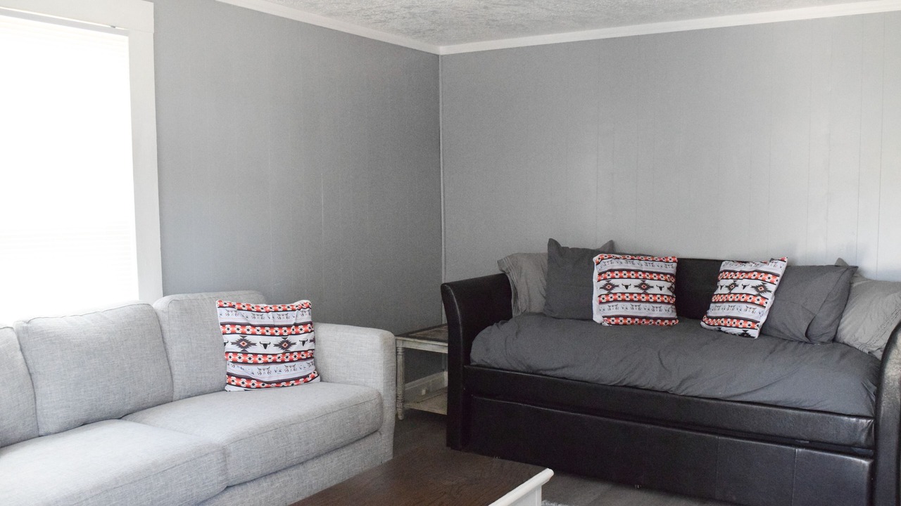 Photo of Livingroom in Cokeville