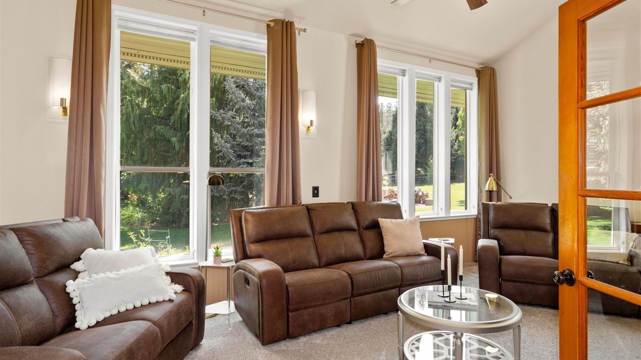 Photo of Livingroom in Leavenworth
