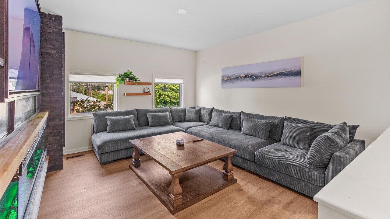 Photo of Livingroom in Downtown Indianapolis