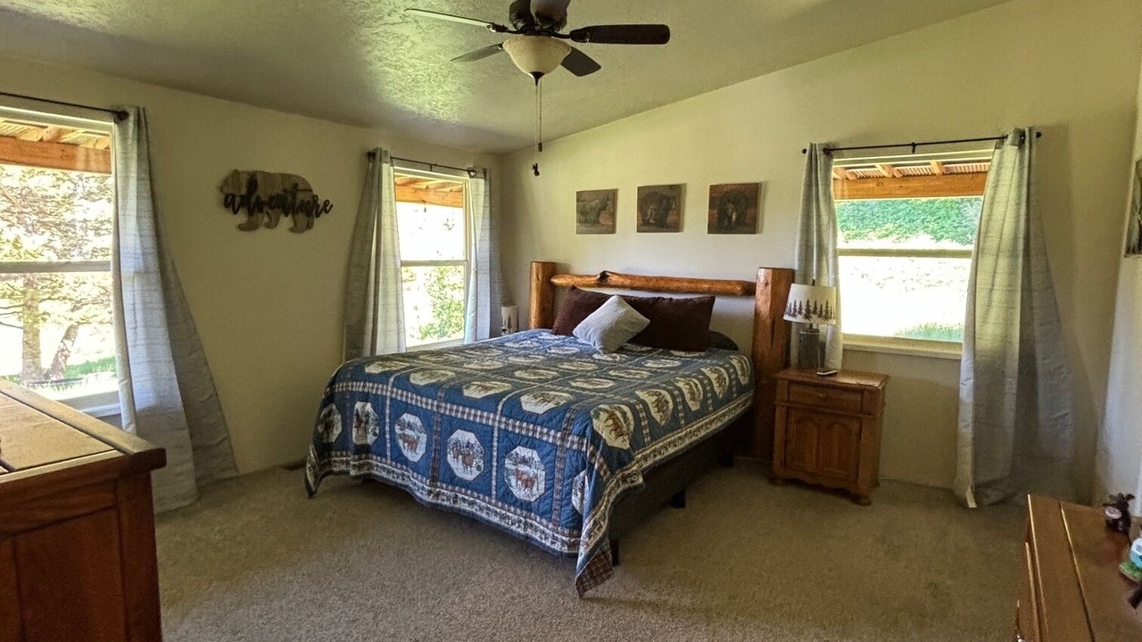 Photo of Bedroom in Livingston