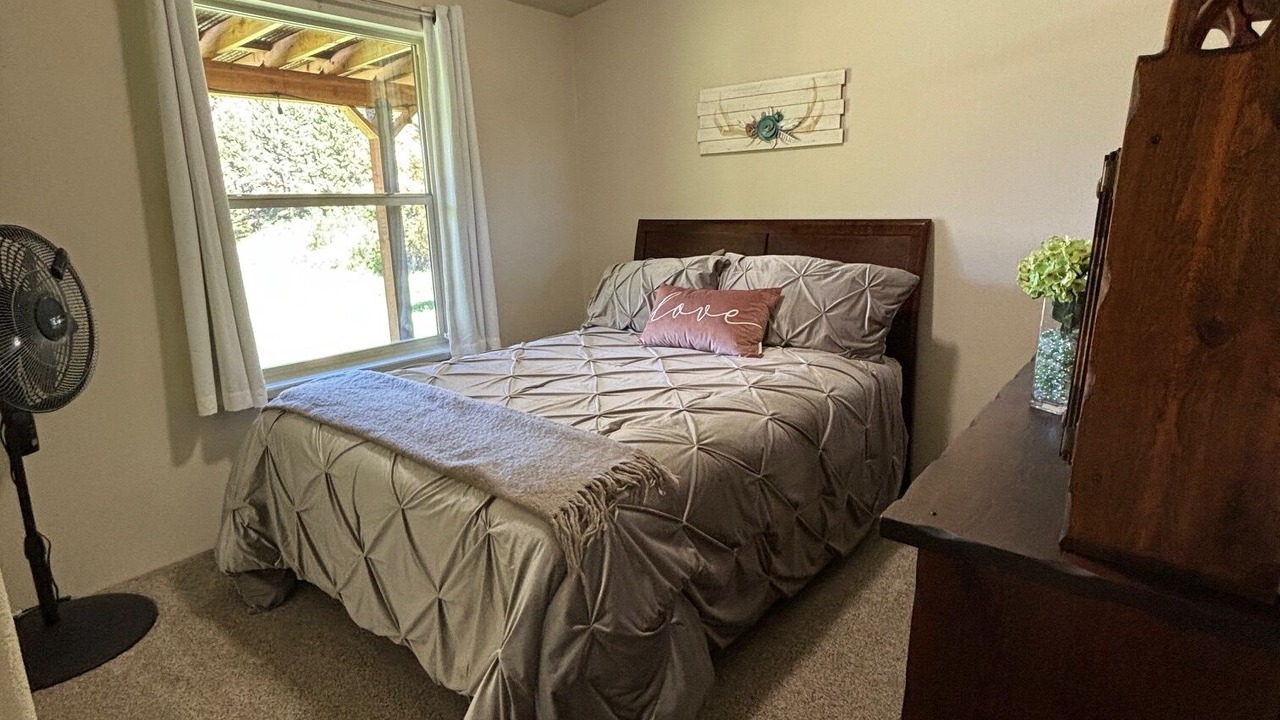 Photo of Bedroom in Livingston