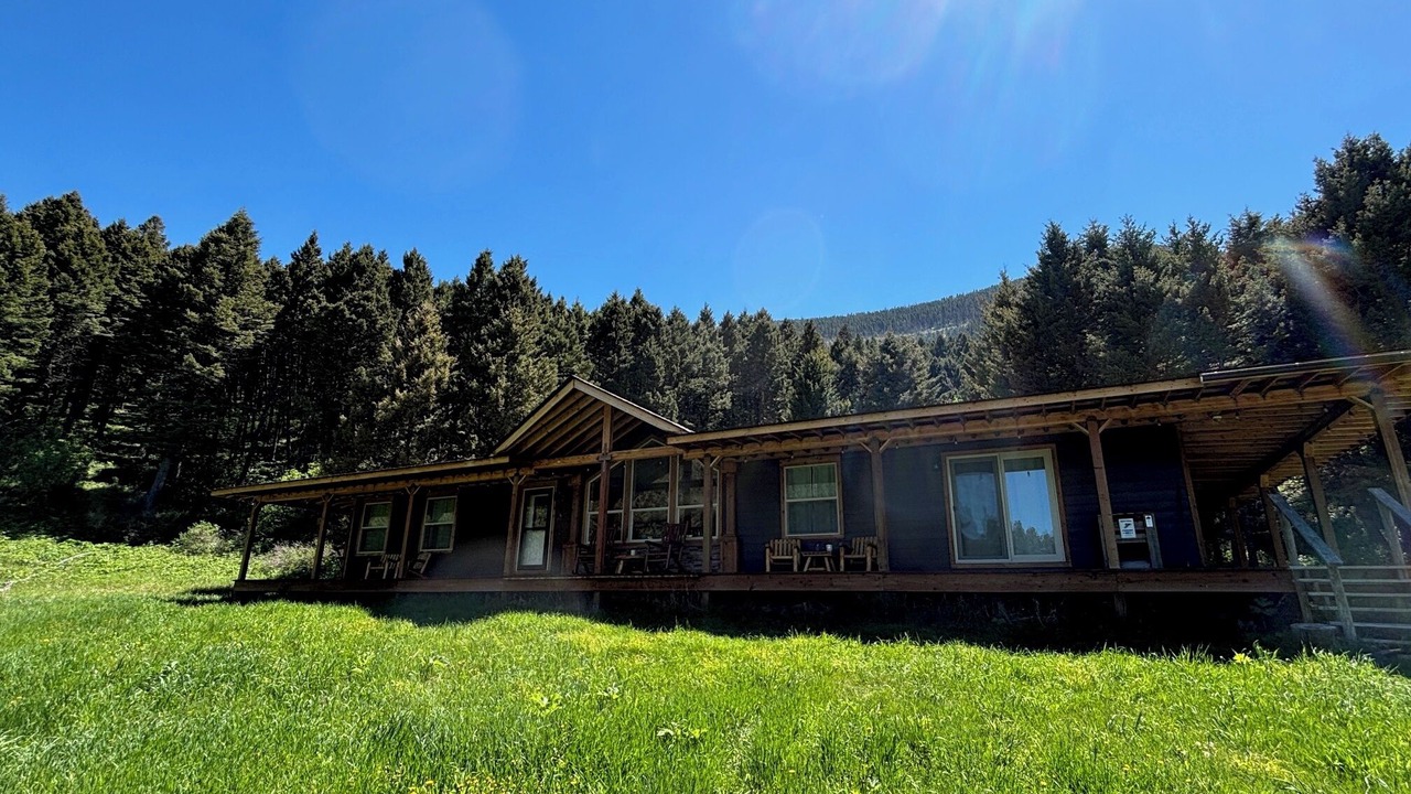 Photo of Outdoor in Livingston