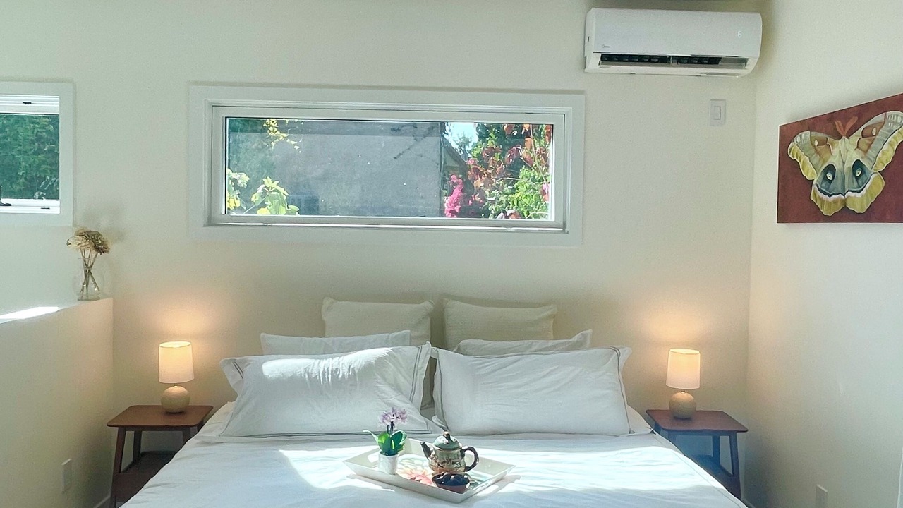 Photo of Bedroom in Miracle Mile
