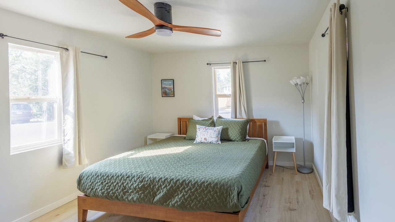 Photo of Bedroom in Downtown Klamath Falls