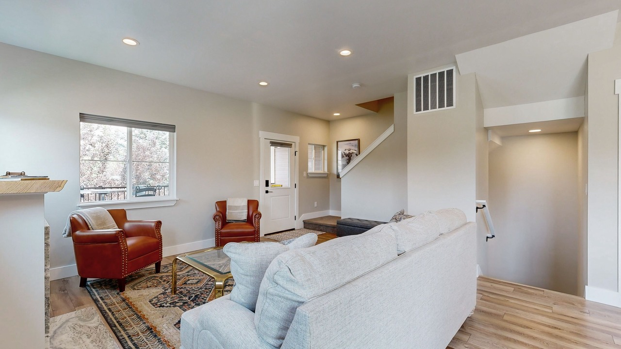 Photo of Livingroom in Hailey