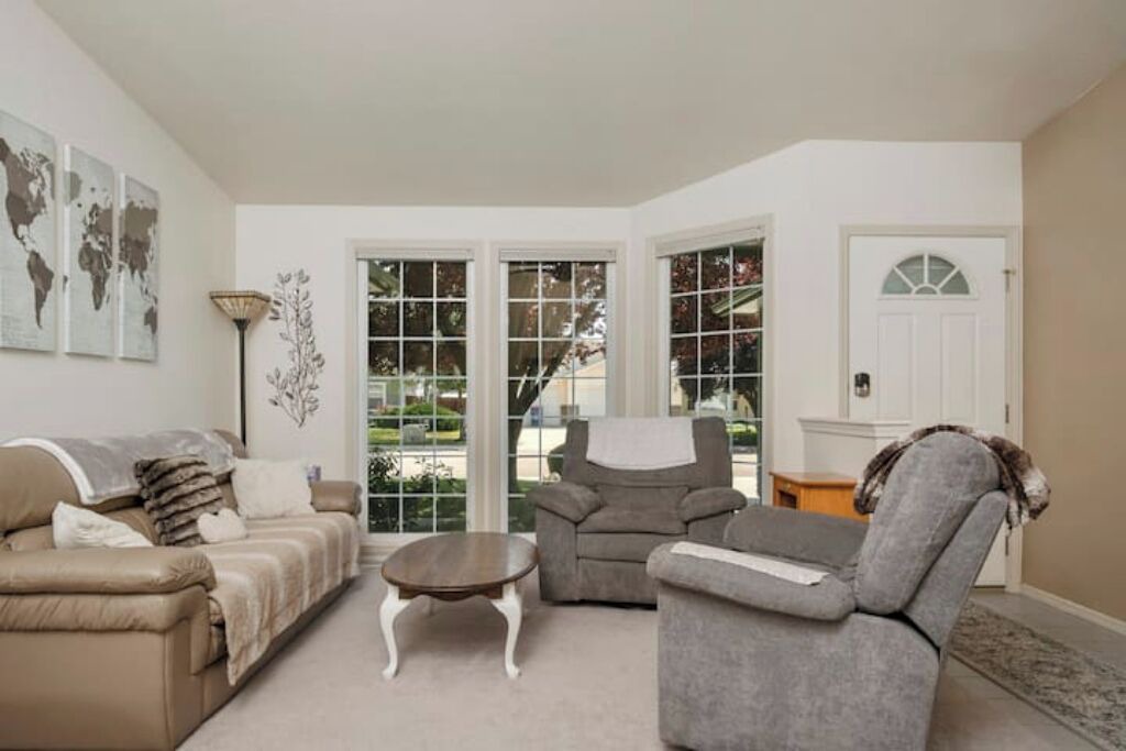Photo of Livingroom in Eagle
