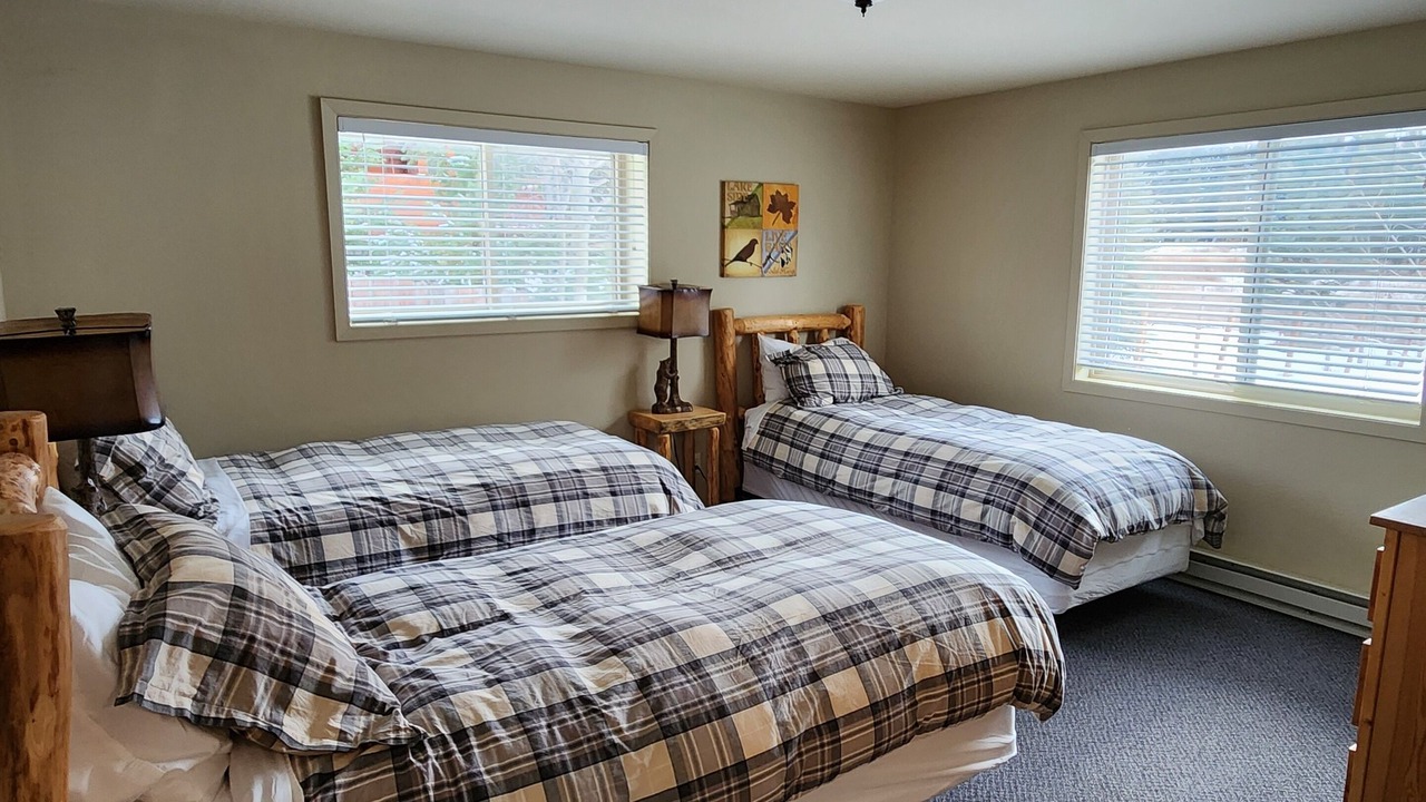 Photo of Bedroom in Lazy Acres