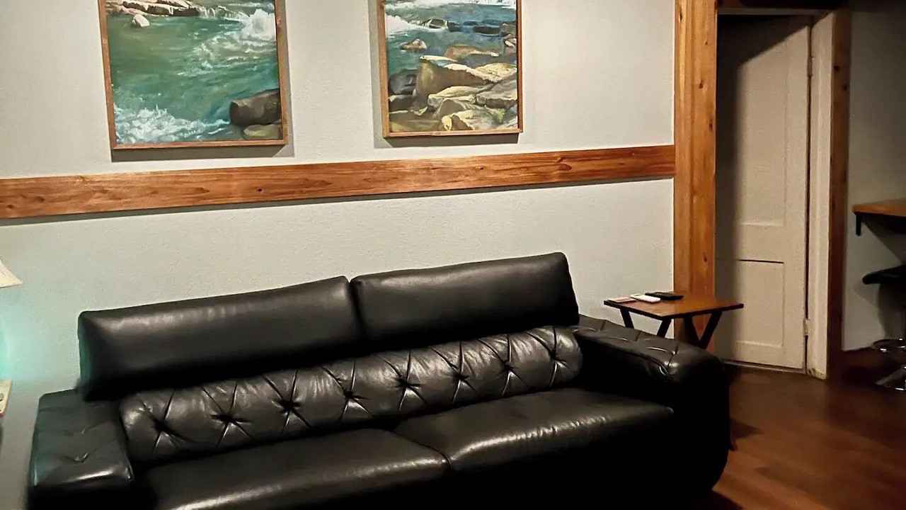 Photo of Livingroom in Dunbar