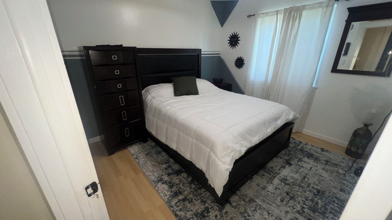 Photo of Bedroom in Berkley