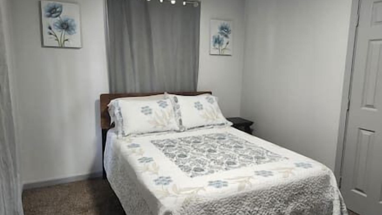 Photo of Bedroom in East Central