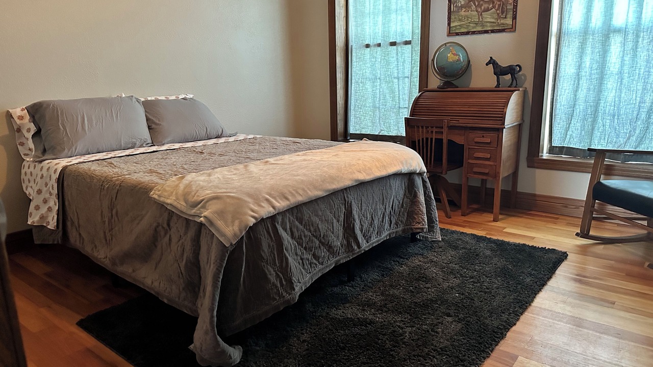 Photo of Bedroom in Whitewood