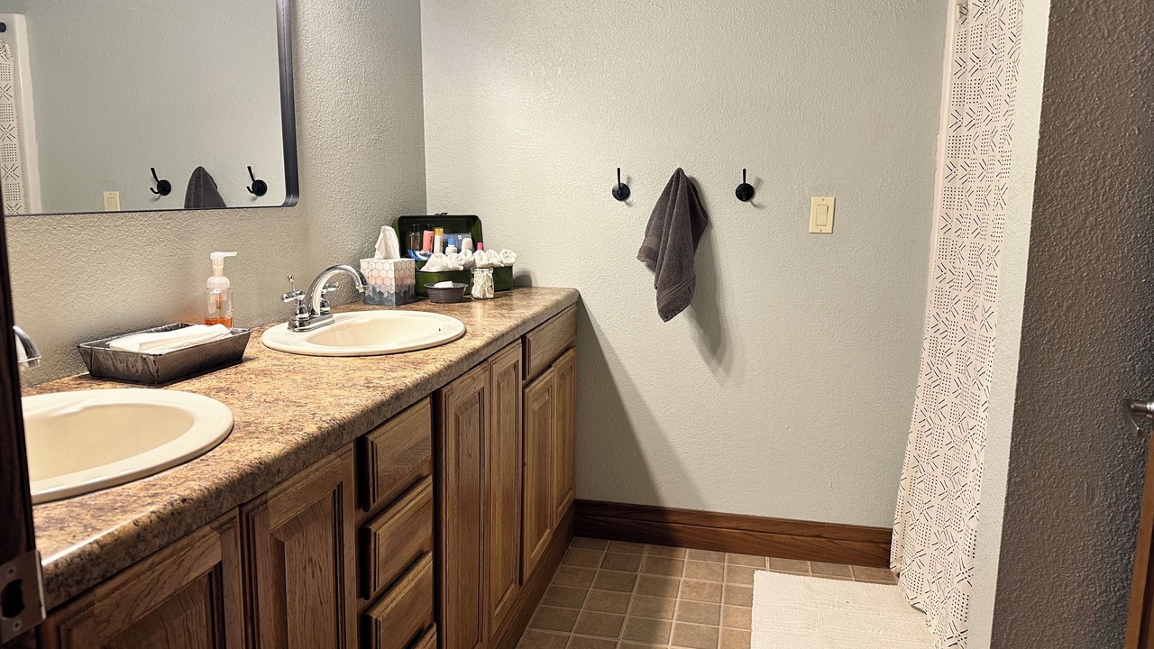Photo of Bathroom in Whitewood