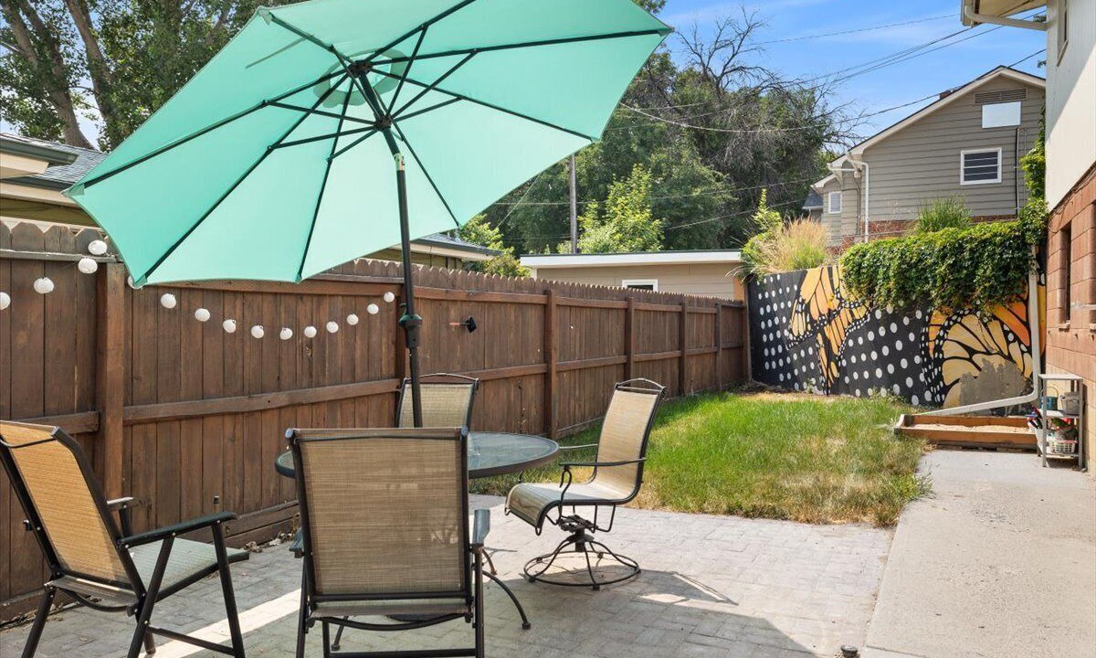 Photo of Outdoor in Central - Terry