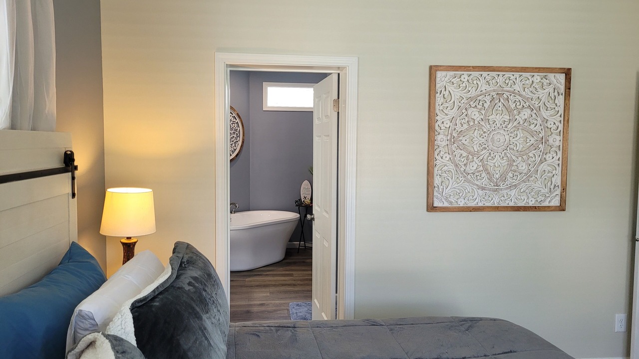 Photo of Bedroom in Lake Milton
