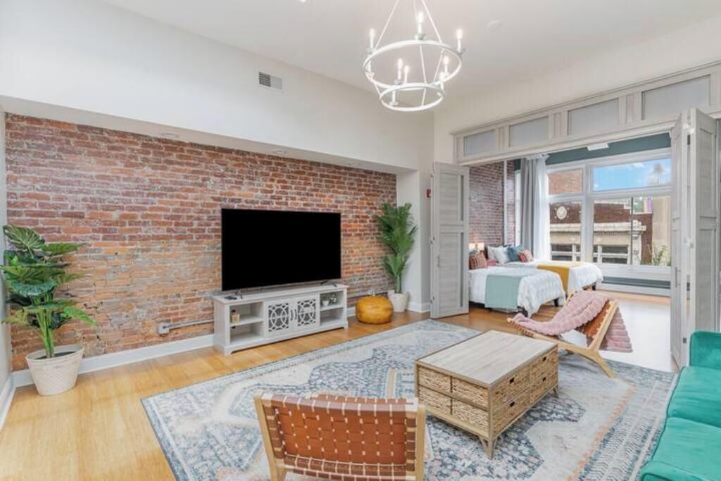 Photo of Livingroom in Central Business District