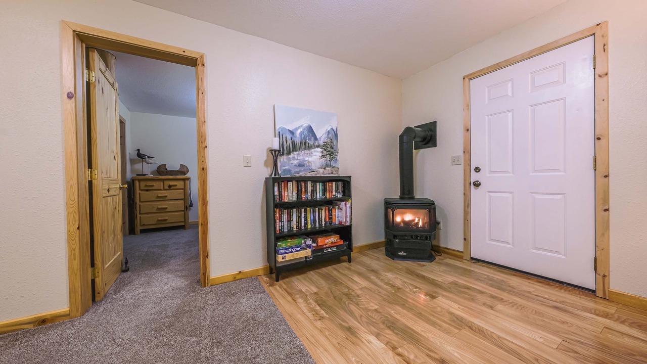 Photo of Livingroom in Eureka