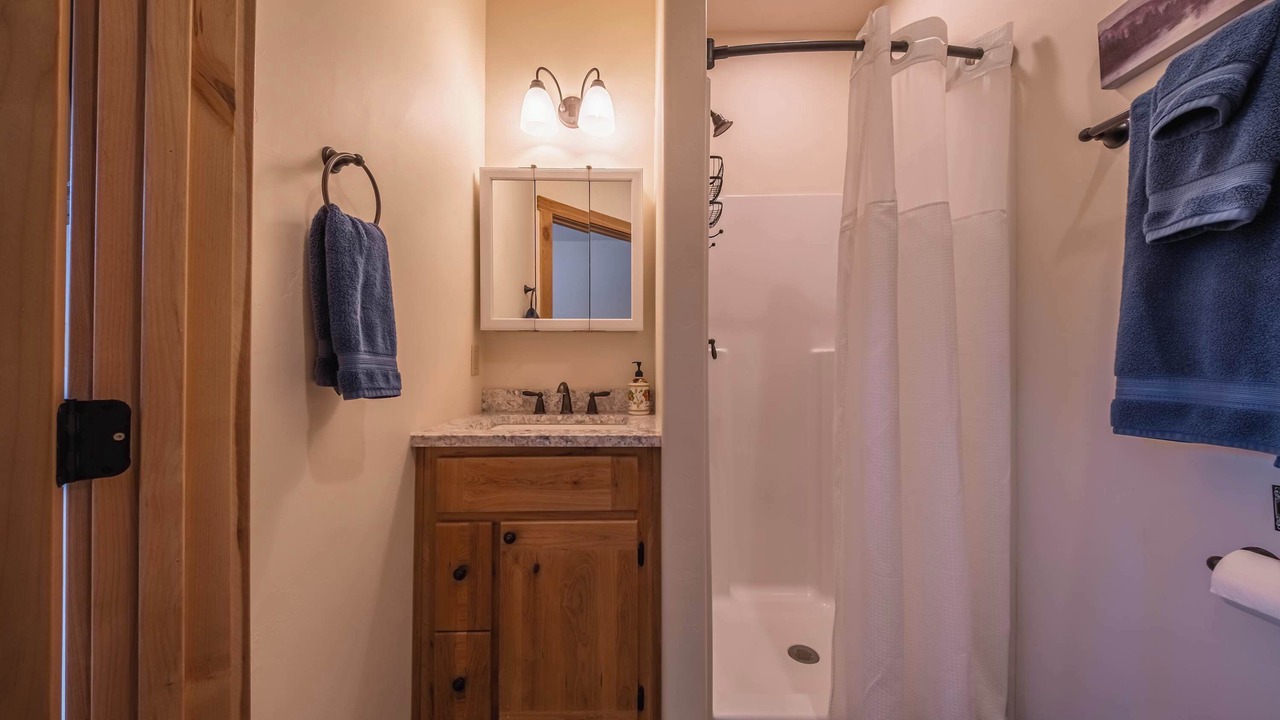 Photo of Bathroom in Rexford
