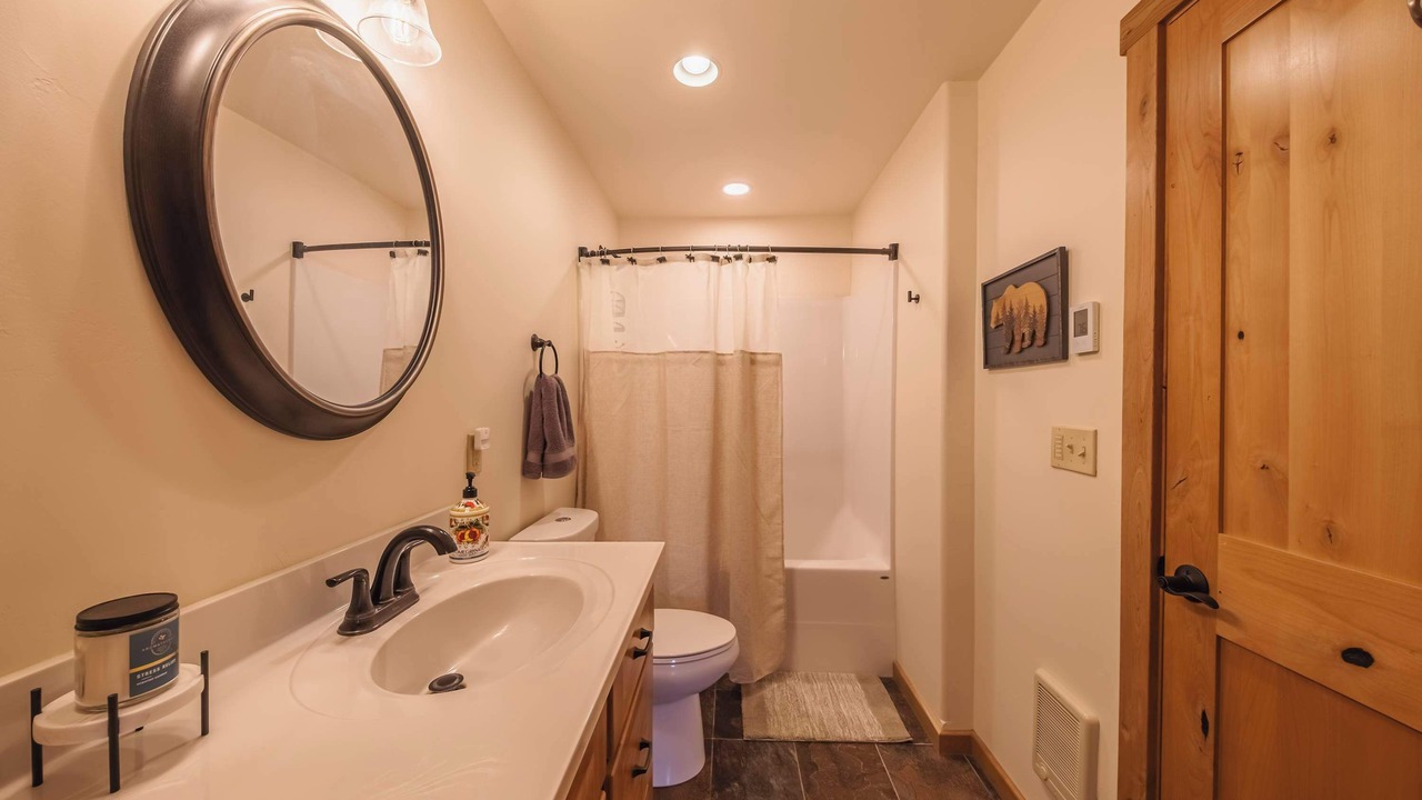 Photo of Bathroom in Rexford
