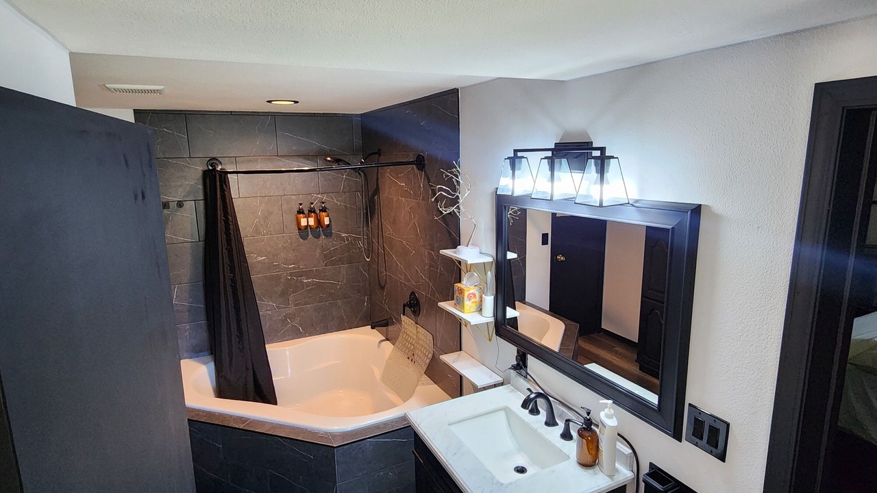 Photo of Bathroom in Caldwell