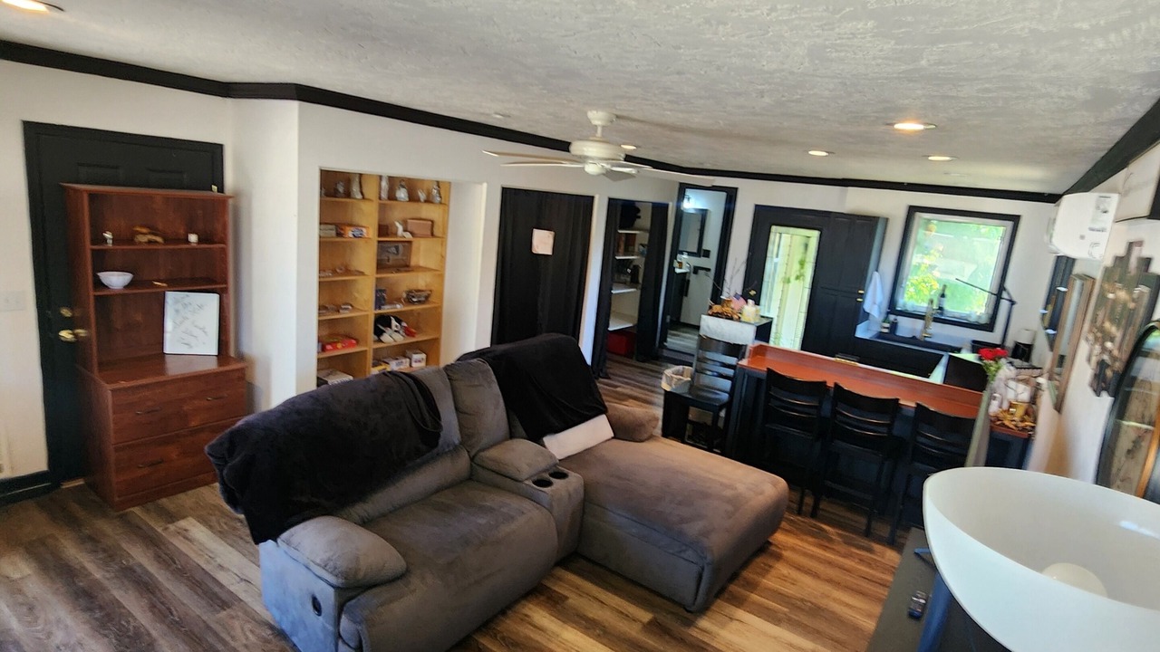 Photo of Livingroom in Caldwell