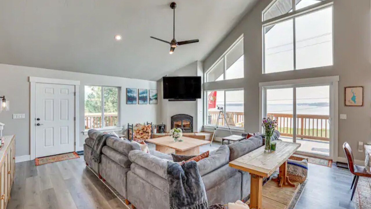 Photo of Livingroom in Tamarack Resort