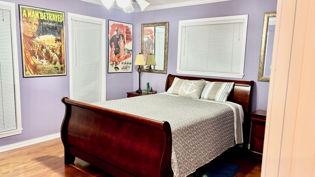 Photo of Bedroom in Brookeland
