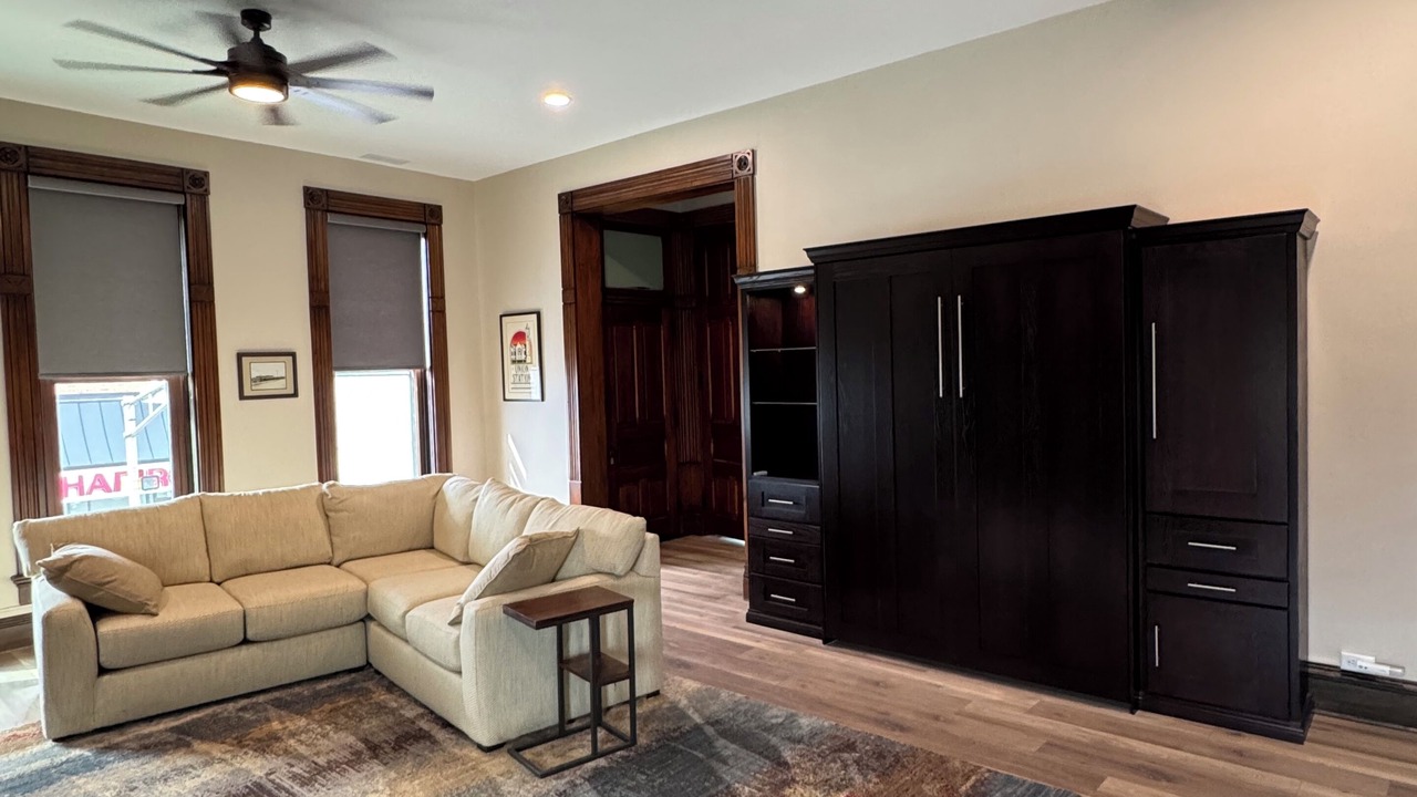Photo of Livingroom in Babe Denny