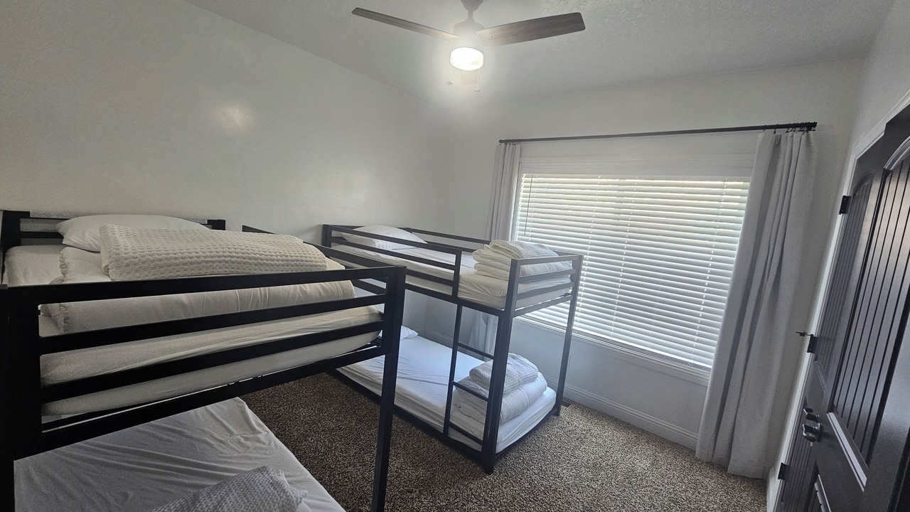Photo of Bedroom in Lapoint