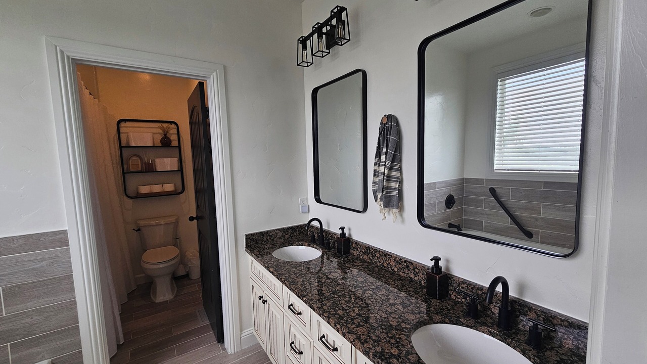 Photo of Bathroom in Lapoint