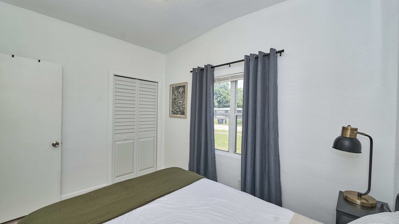 Photo of Bedroom in Whispering Oaks