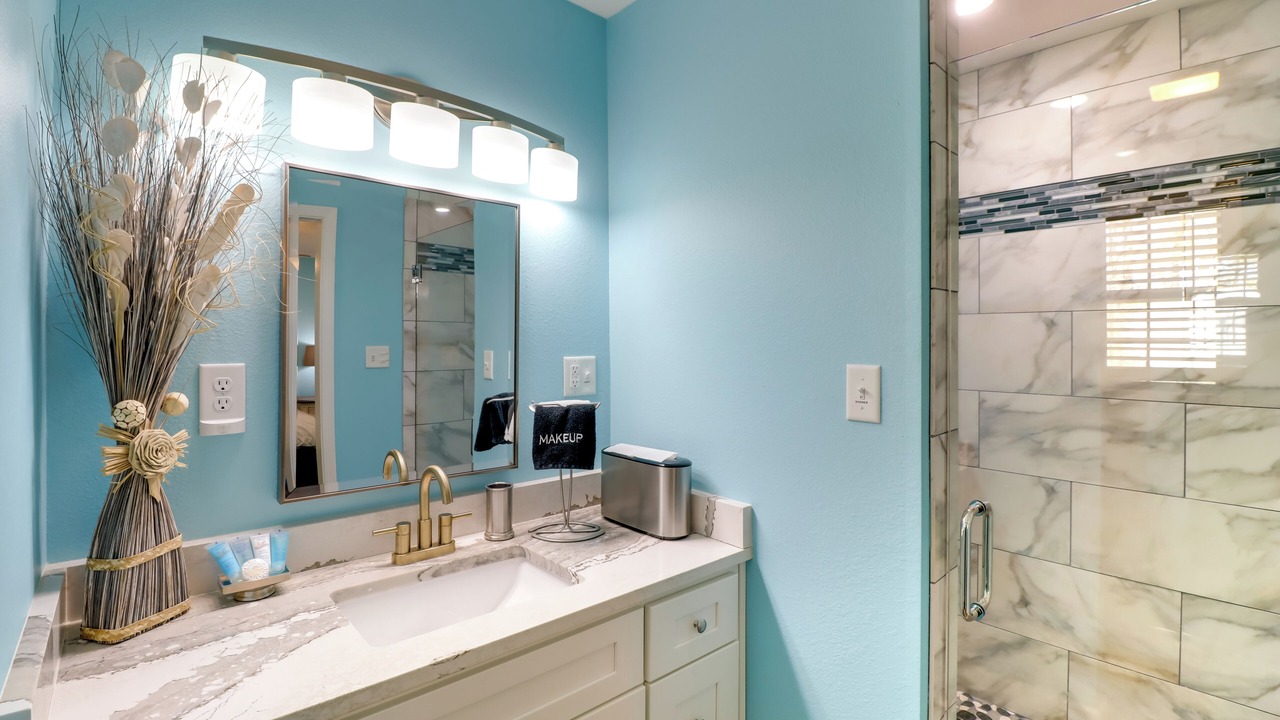 Photo of Bathroom in Higden