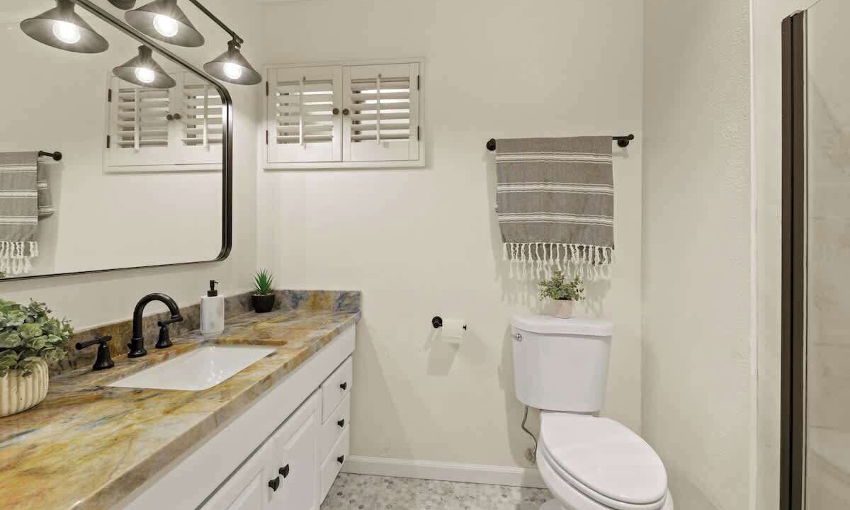 Photo of Bathroom in University City