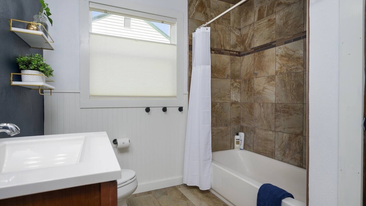Photo of Bathroom in Anaconda