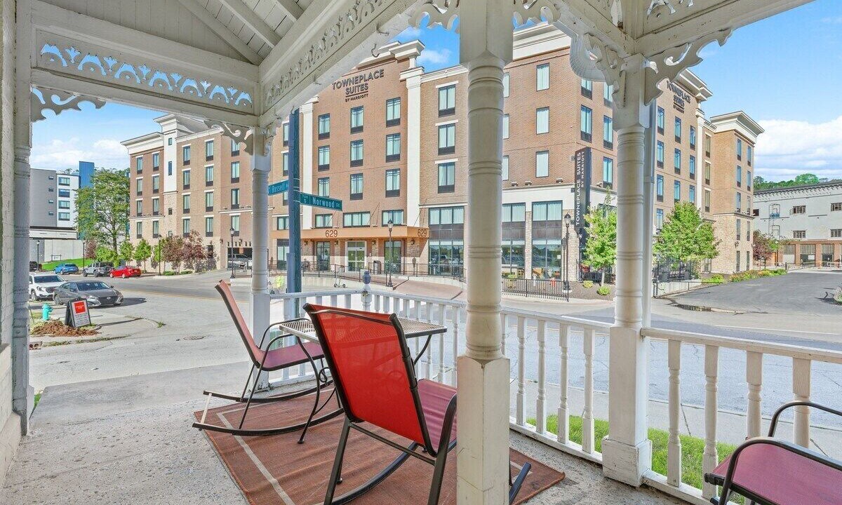 Photo of Outdoor in Babe Denny