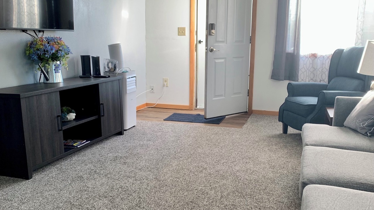 Photo of Livingroom in Deer Lodge