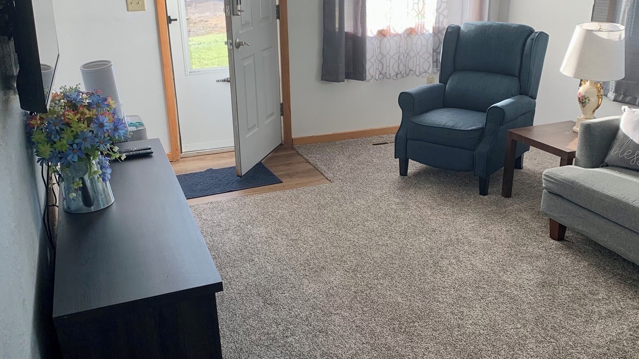 Photo of Livingroom in Deer Lodge