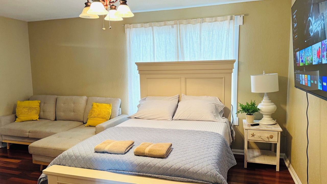 Photo of Bedroom in Northside