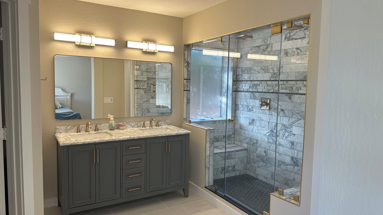 Photo of Bathroom in Alta Mesa