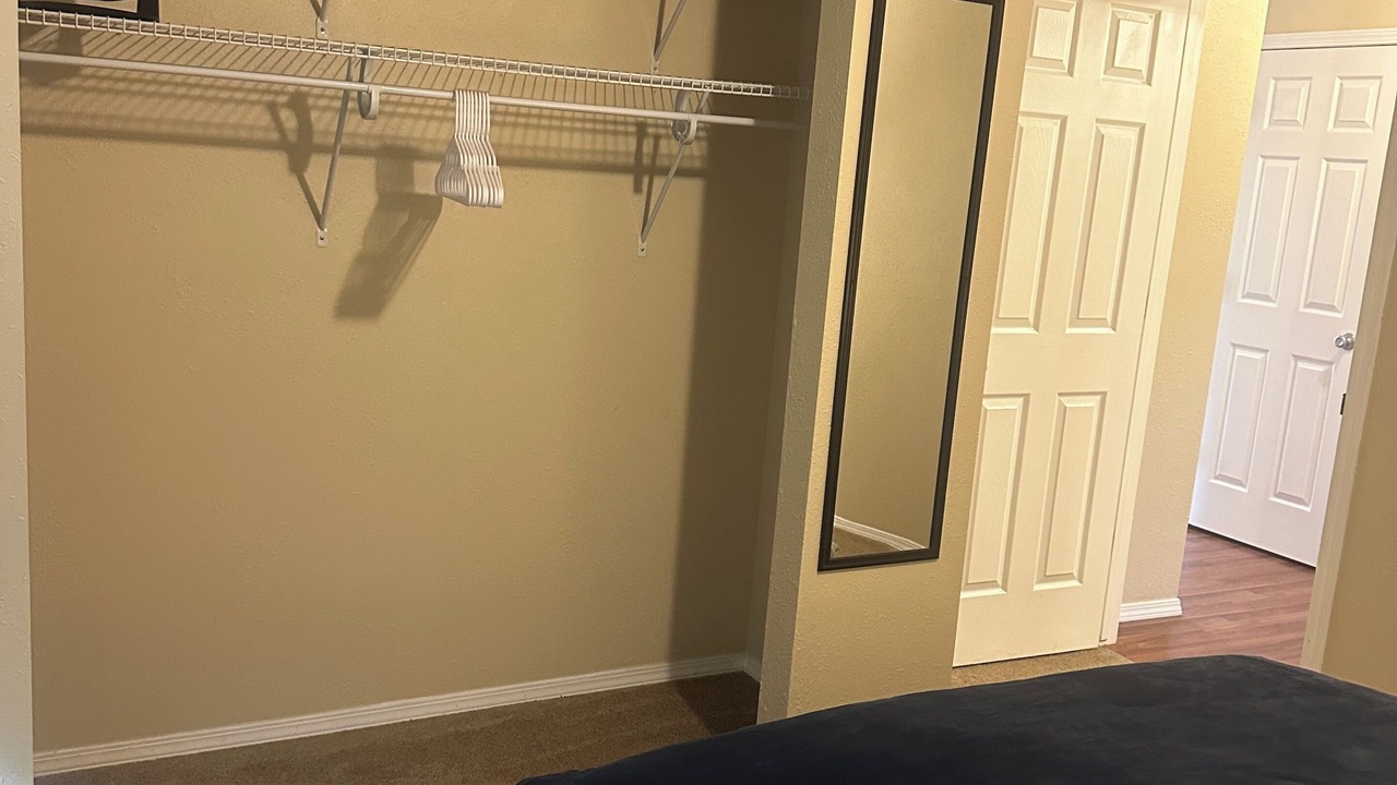 Photo of Bedroom in Franklin to the Fort