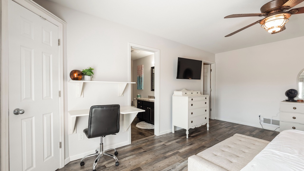 Photo of Bedroom in Bismarck