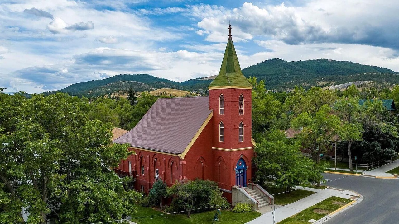 Photo of Others in Helena