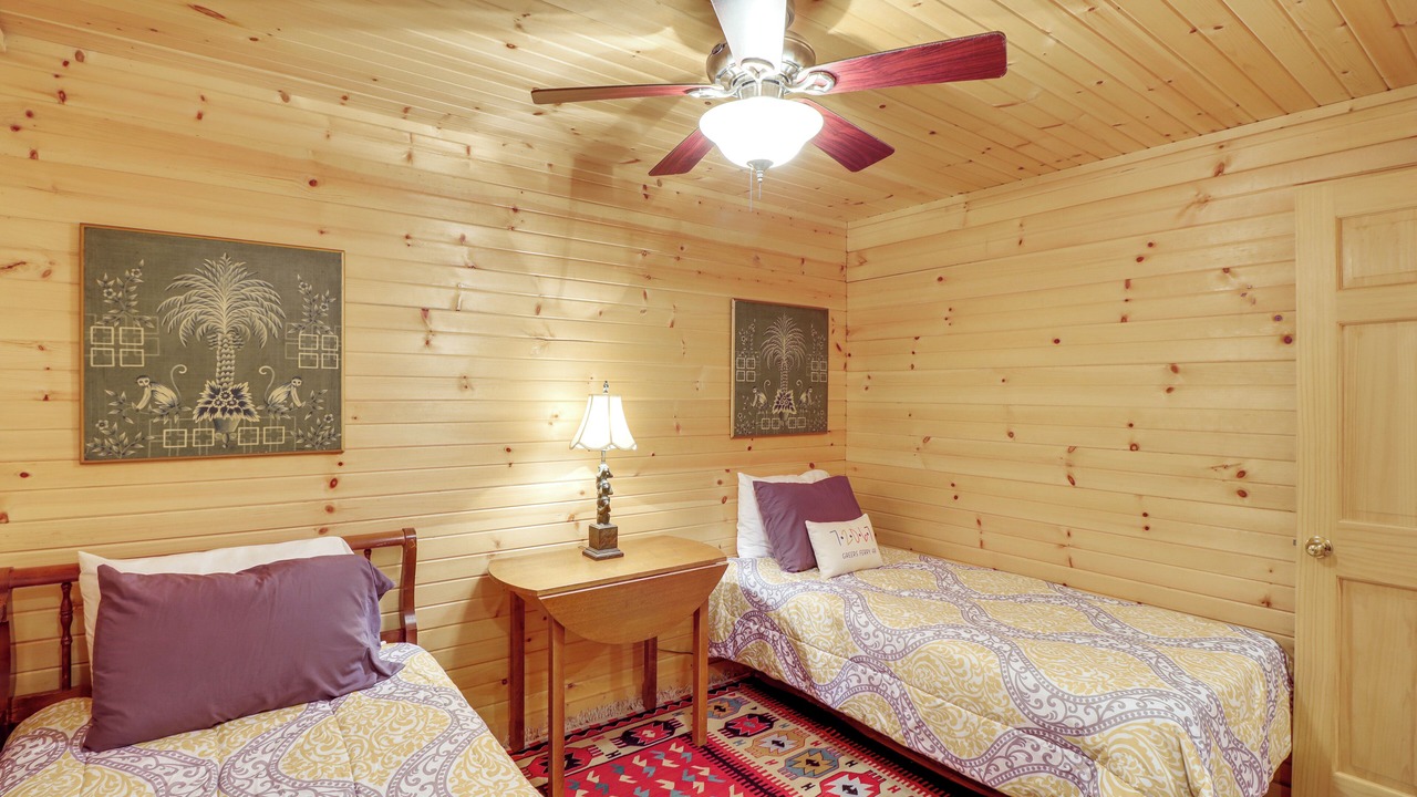 Photo of Bedroom in Greers Ferry