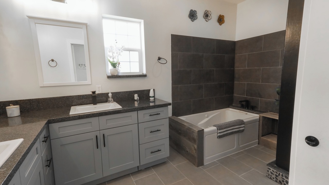 Photo of Bathroom in Big Timber