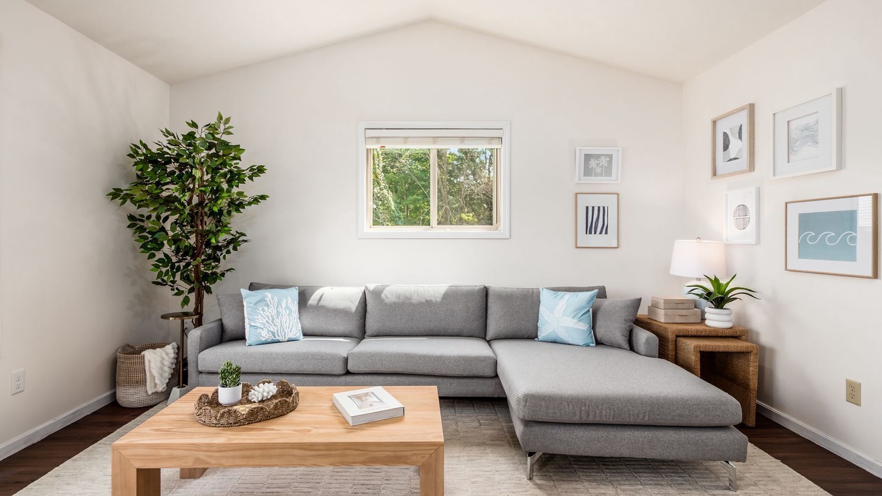 Photo of Livingroom in Howard